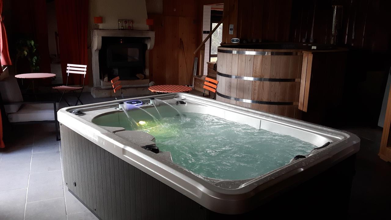 Spa Du Hameau De Bonnevay Marchampt Eksteriør bilde