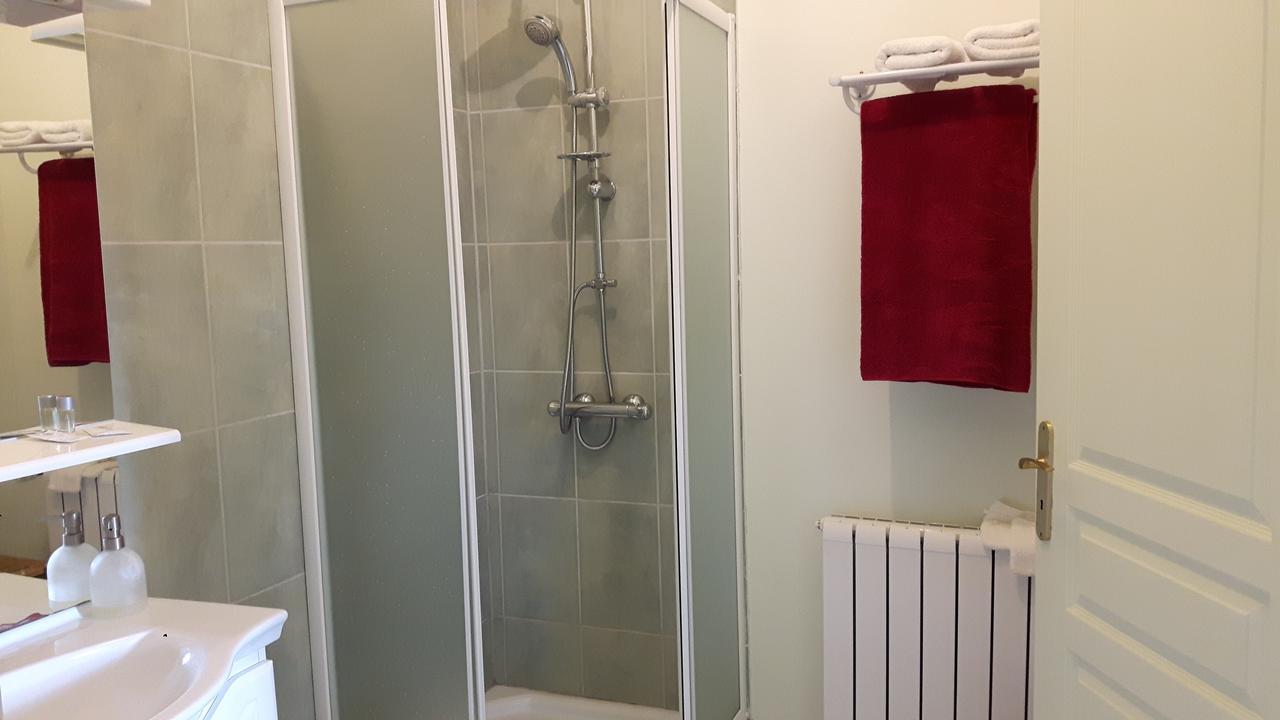Spa Du Hameau De Bonnevay Marchampt Eksteriør bilde